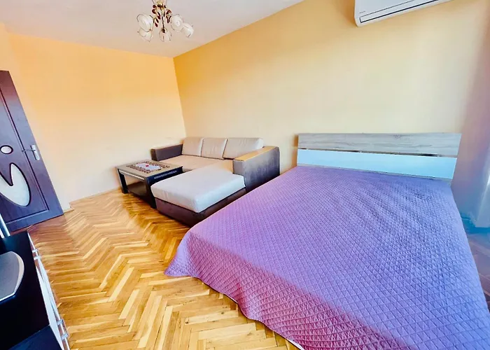 The Flower Apartment Varna